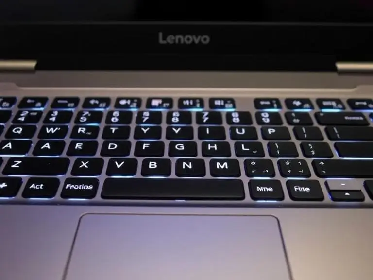 cara menyalakan lampu keyboard laptop lenovo